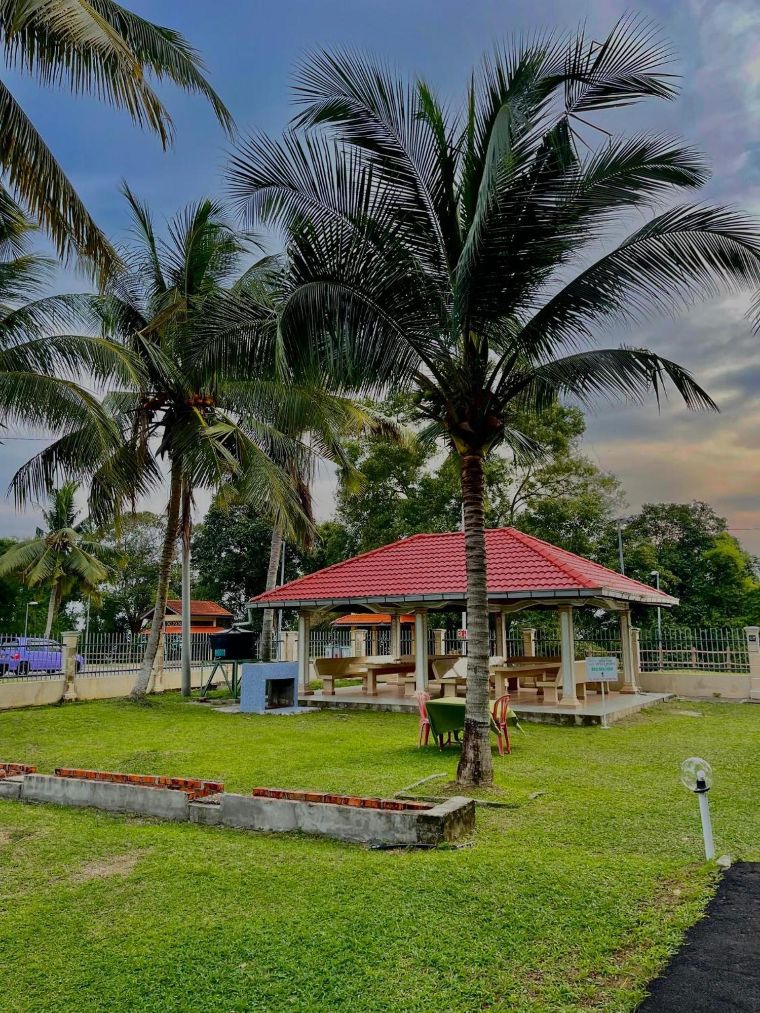 Green Town Hotel And Resort Port Dickson Zewnętrze zdjęcie